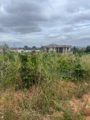Half Plot of Land for Sale in Valley View