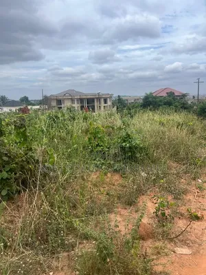 Half Plot of Land for Sale in Valley View