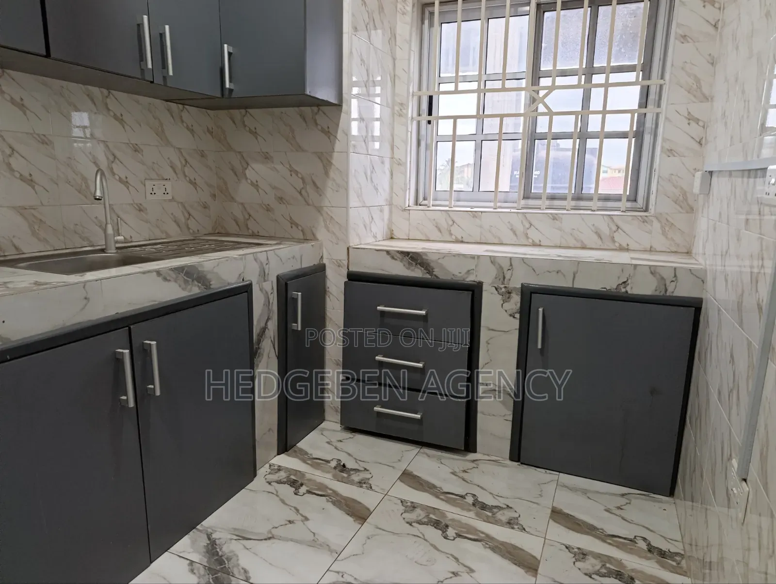 2bdrm Apartment in Adenta, SSNIT Flats for rent