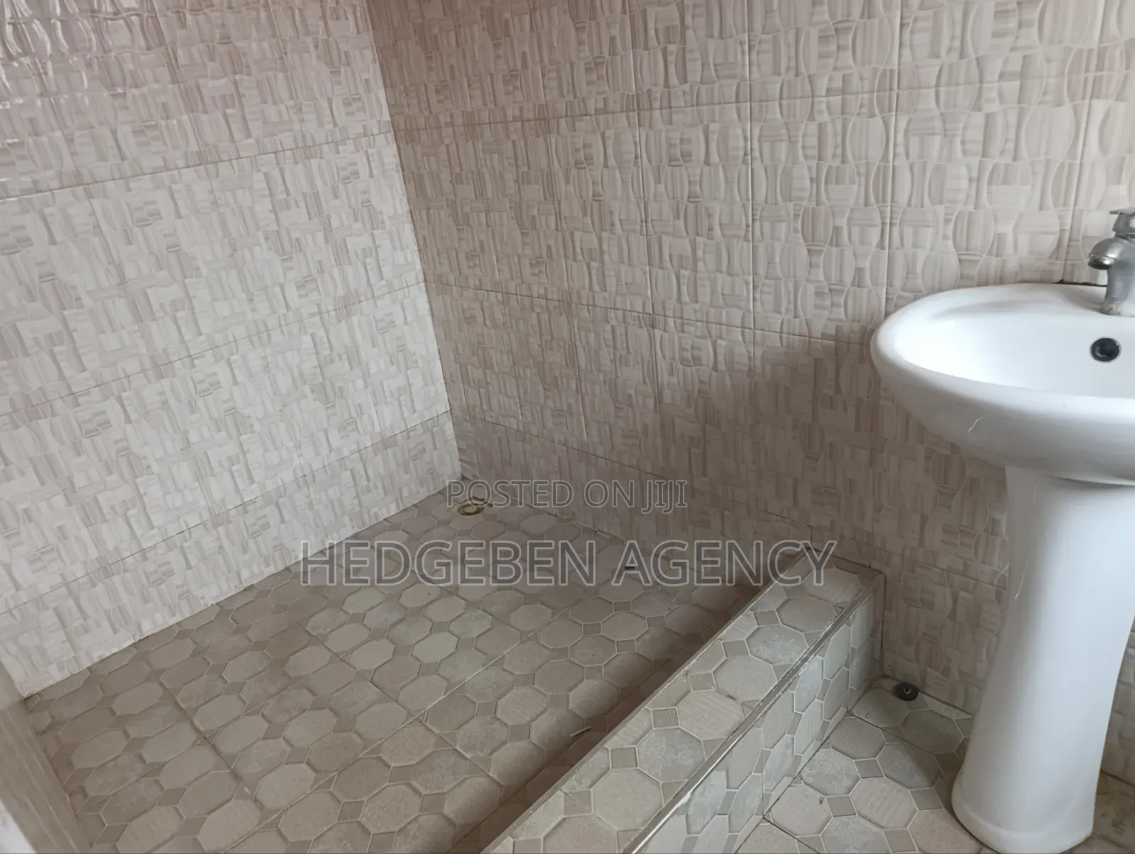 3bdrm House in Abokobi, Pentecost for rent