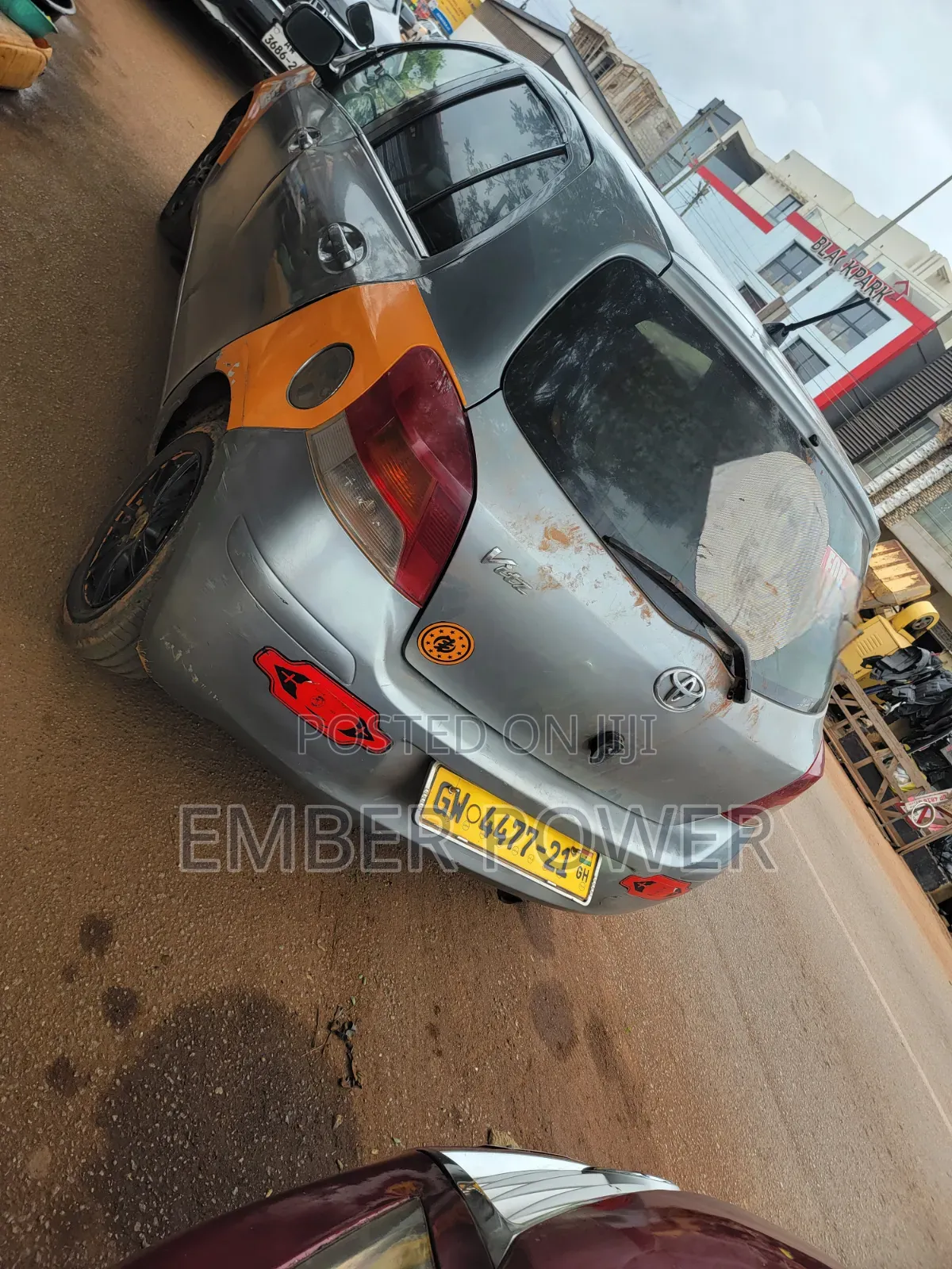 Toyota Vitz 2010 Brown