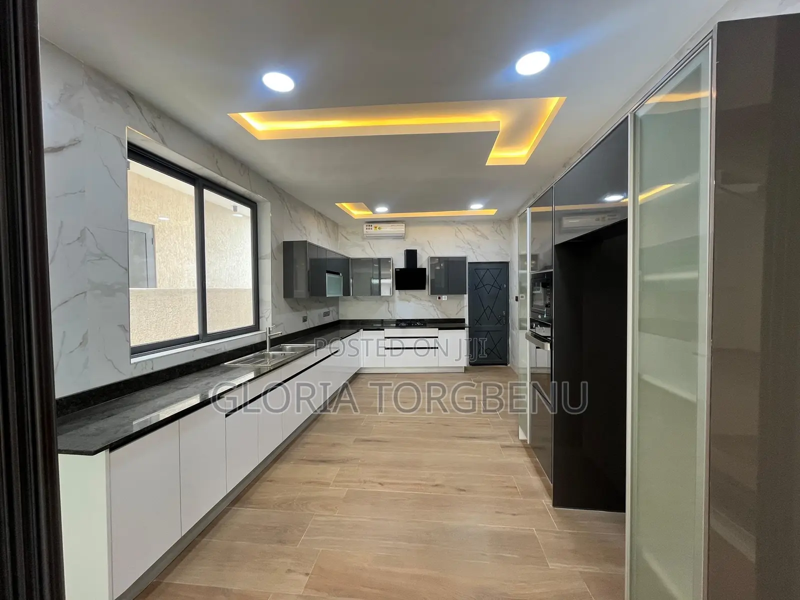 4bdrm House in East Legon for sale