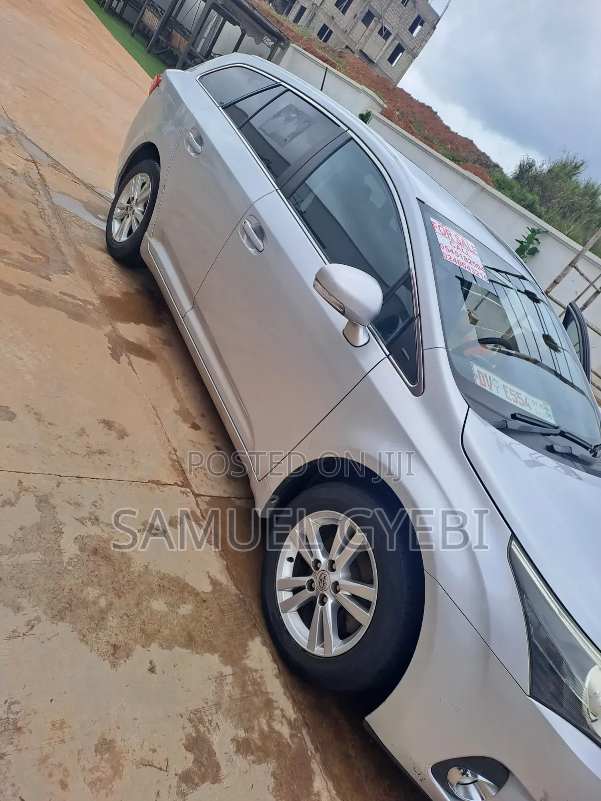 Toyota Avensis 2016 Silver