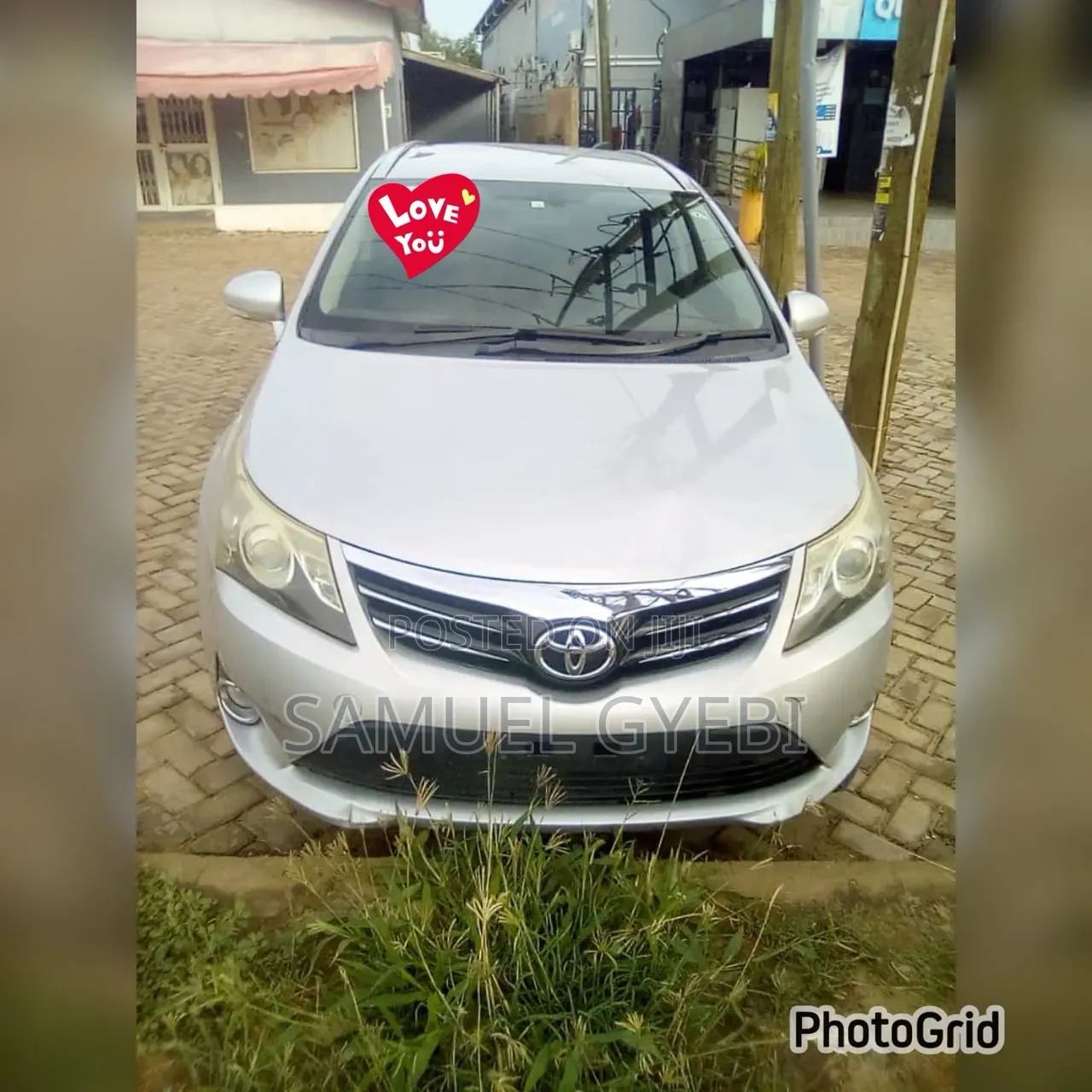 Toyota Avensis 2016 Silver