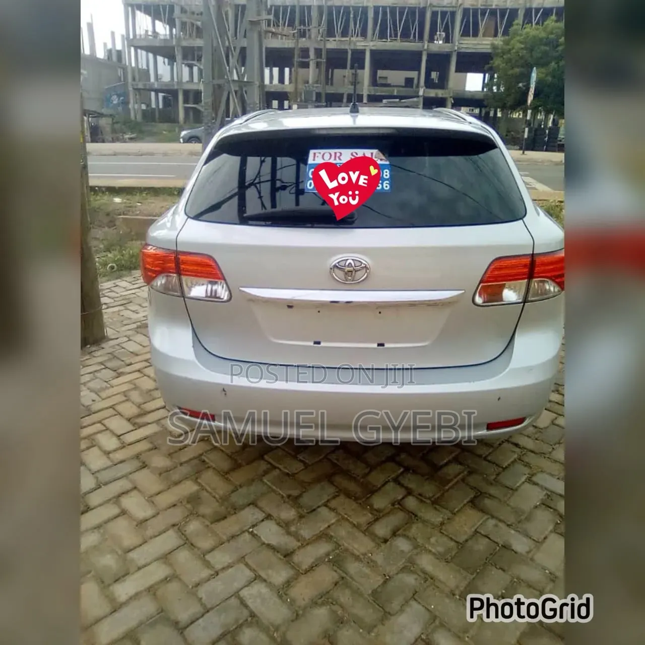 Toyota Avensis 2016 Silver