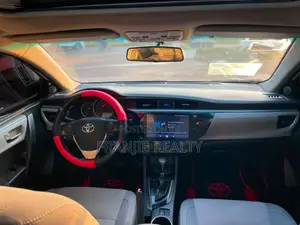 Toyota Corolla 2016 White