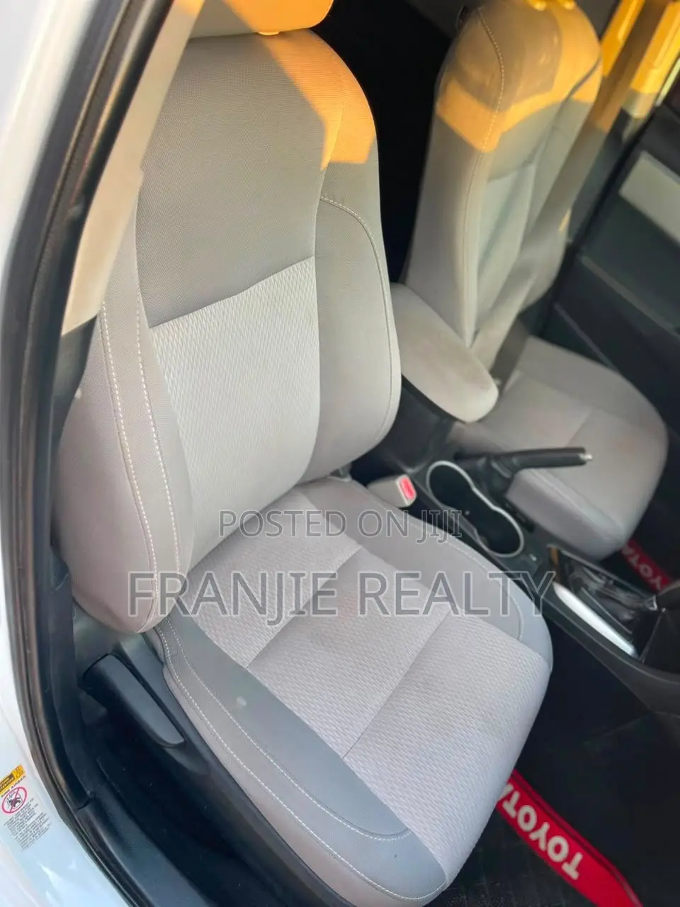 Toyota Corolla 2016 White