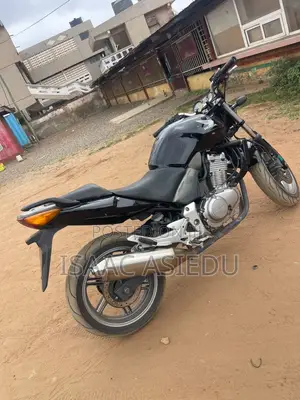 Honda Hornet 2026 Black