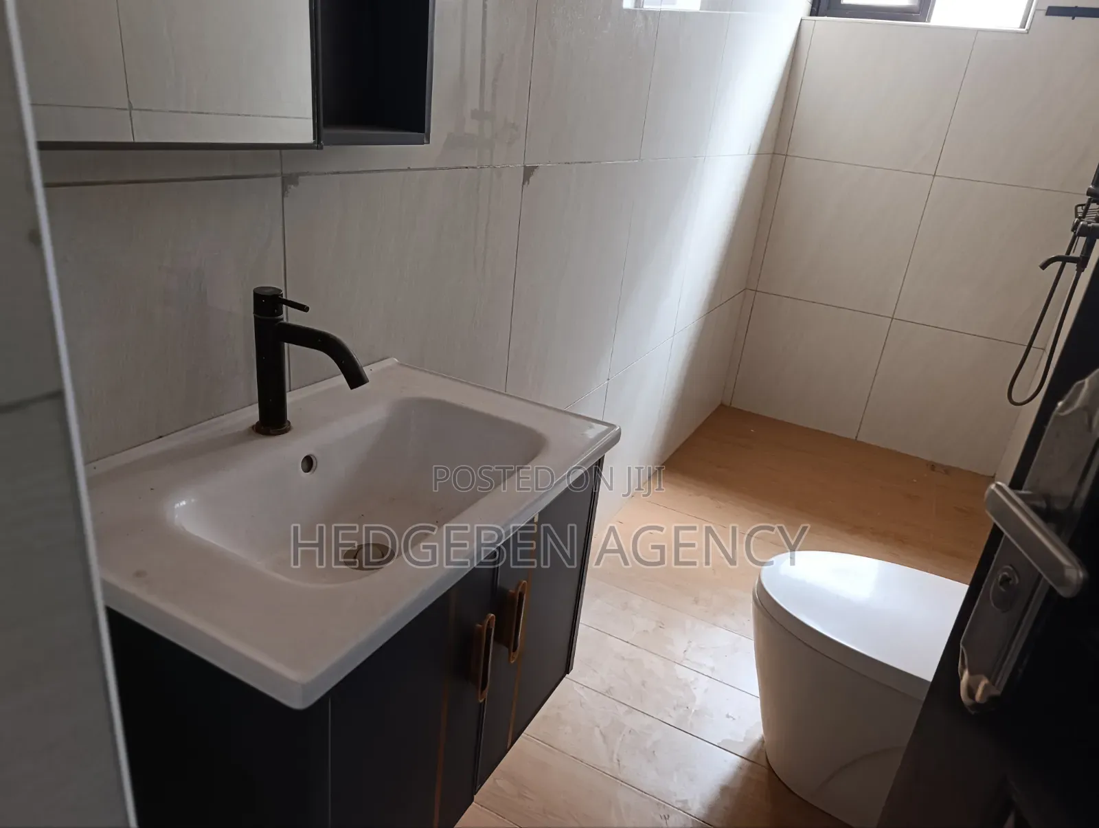 2bdrm Apartment in Pantang Hospital, New Site for rent