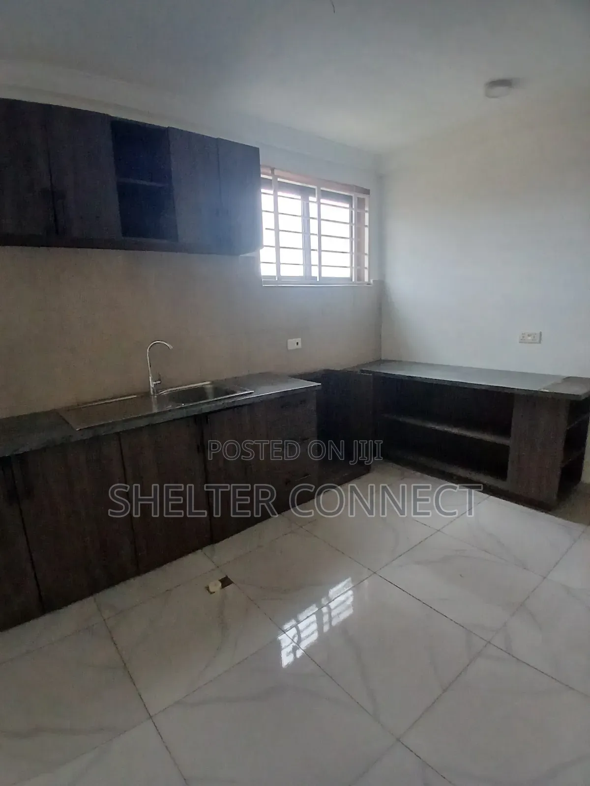 1bdrm Apartment in Adenta, Barrier for rent