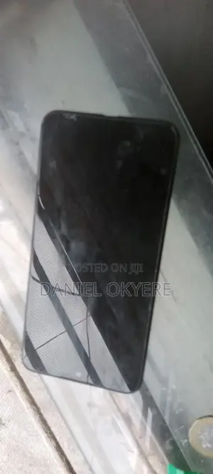 Itel A04 32 GB Black
