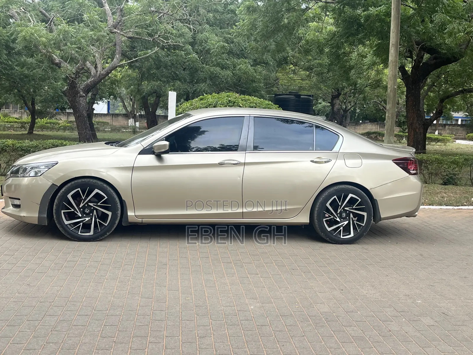 Honda Accord EX 2dr Coupe (2.4L 4cyl CVT) 2015 Gold