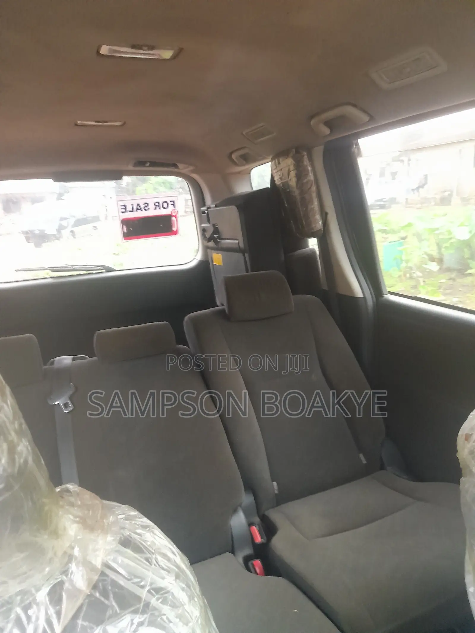 Toyota Noah 2013 Gray