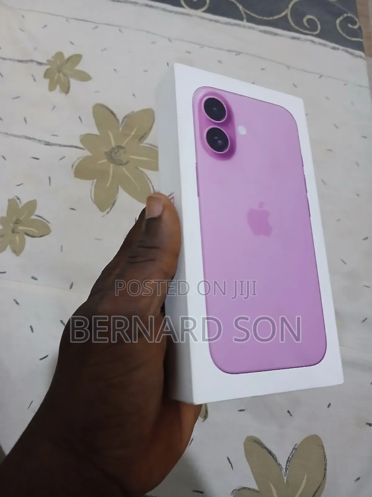 New Apple iPhone 16 128 GB Pink