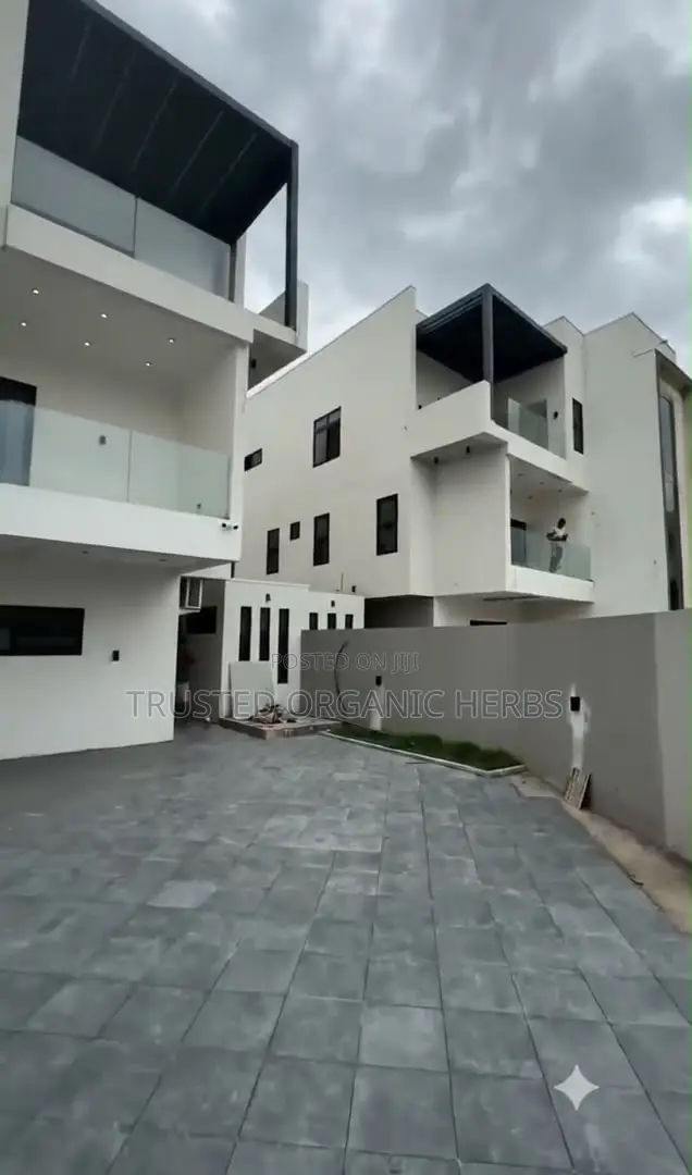 5bdrm House in Prime Estate Deals, East Legon for sale