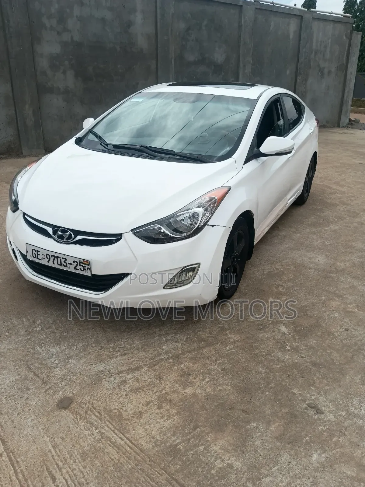 Hyundai Elantra Limited Sedan FWD (1.8L 4cyl 6A) 2013 White