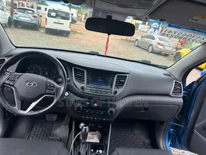 Hyundai Tucson 2016 Blue
