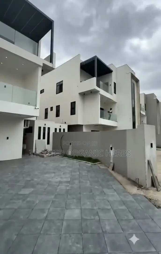 5bdrm House in Prime Estate Deals, East Legon for sale