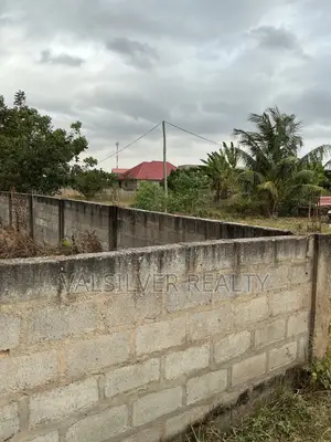 Walled ,Titled ,Serviced and Litigation Free 1 Plot for Sale -Armrahia