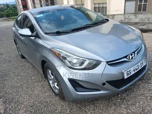 Hyundai Elantra 2016 Silver