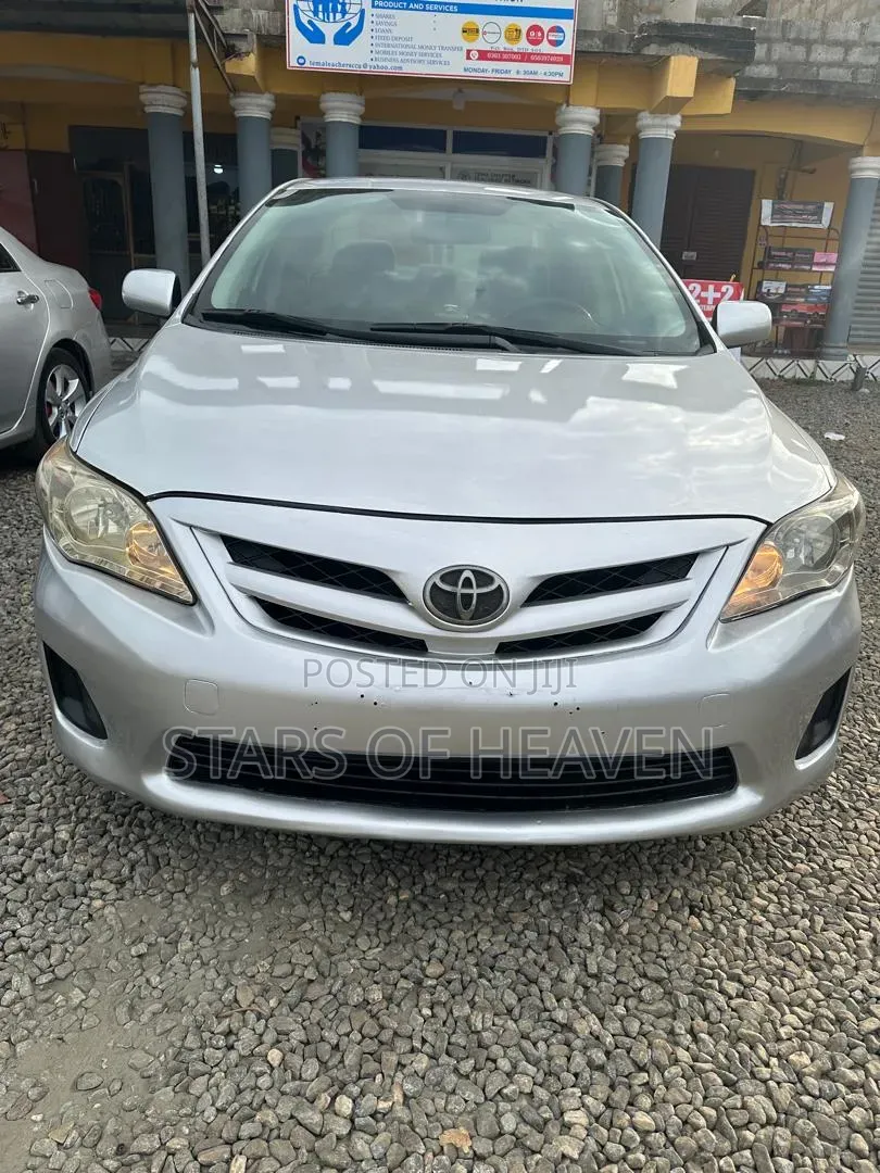 Toyota Corolla 2013 Silver
