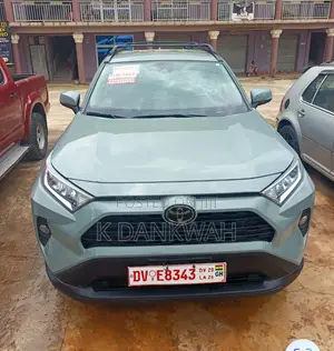 Toyota RAV4 XLE AWD 2020 Green
