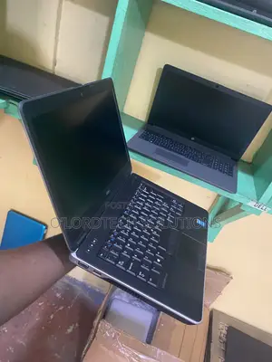 Laptop Dell Latitude E6440 8GB Intel Core i5 HDD 500GB