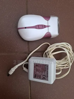 Remington Pink Cordless Electric Lady Shaver With Charging Adapter