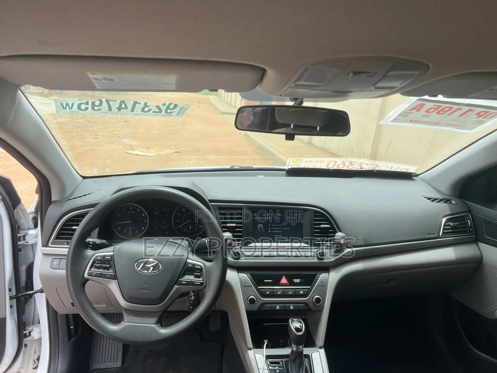 Hyundai Elantra Value Edition Sedan FWD (2.0L 4cyl 6A) 2017 White