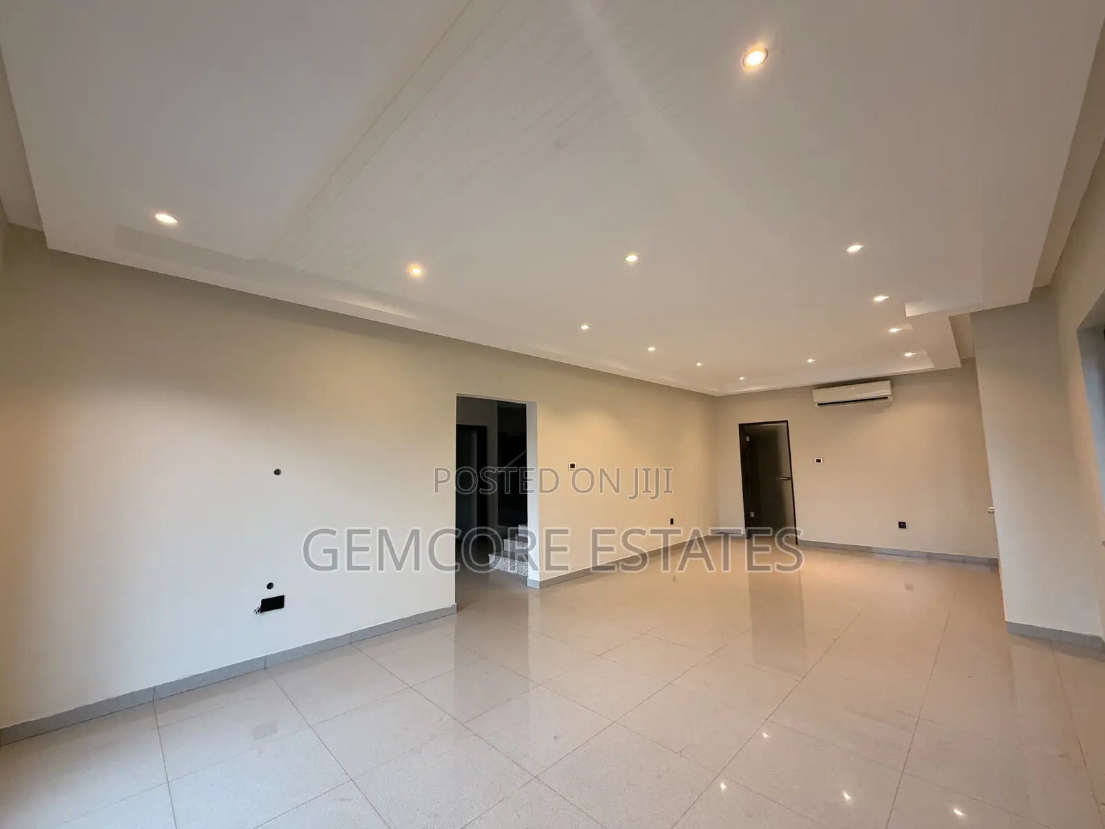 5bdrm House in Ars, East Legon for rent