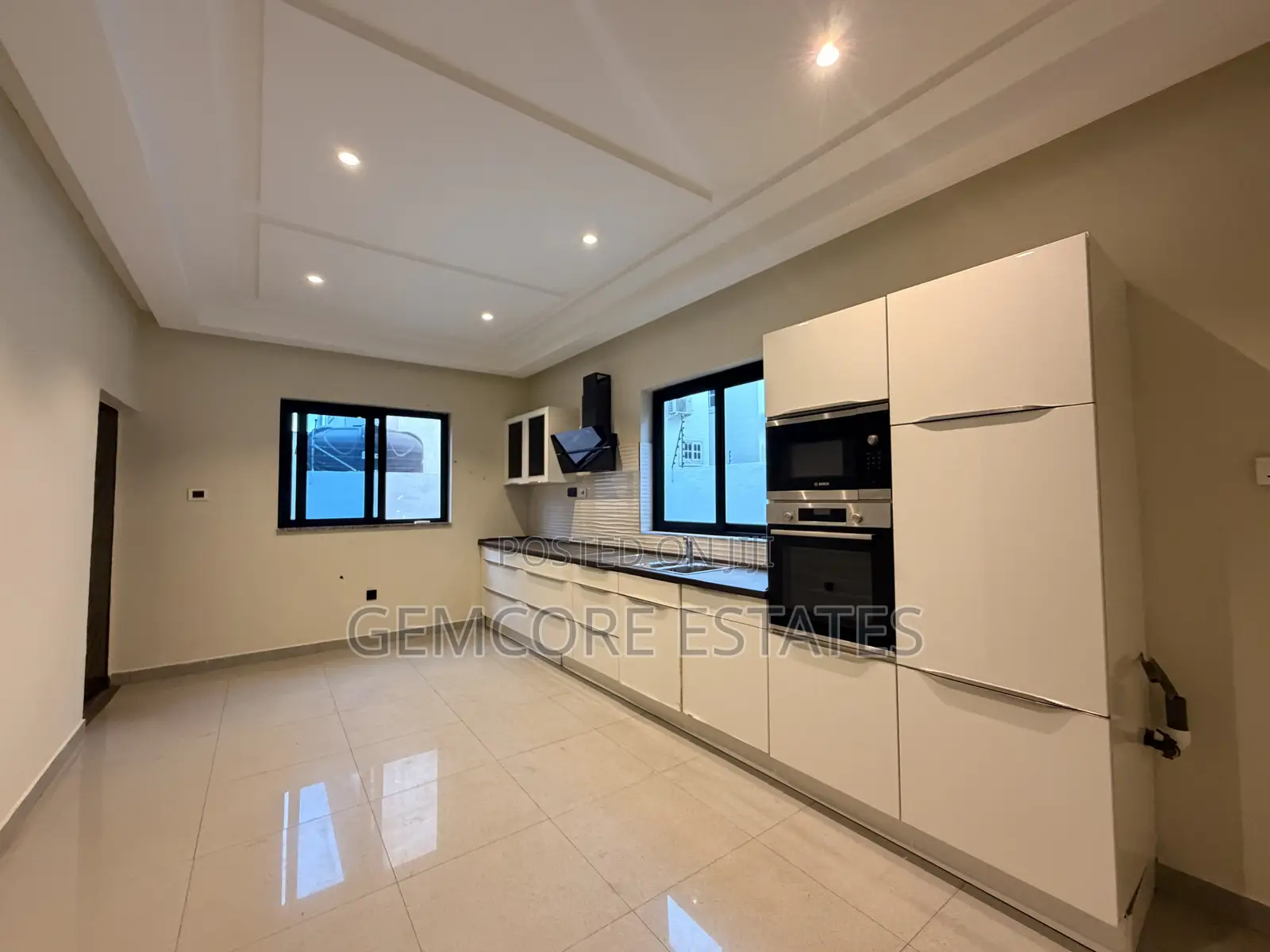 5bdrm House in Ars, East Legon for rent