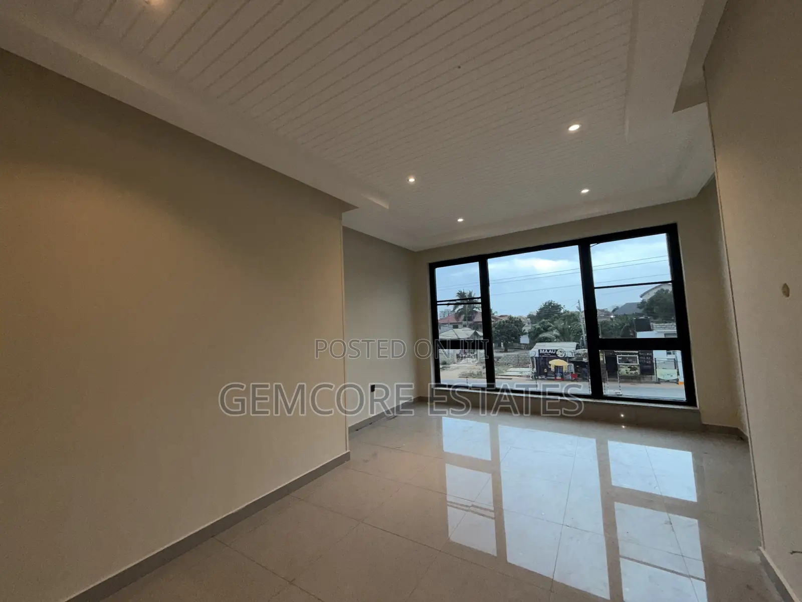 5bdrm House in Ars, East Legon for rent