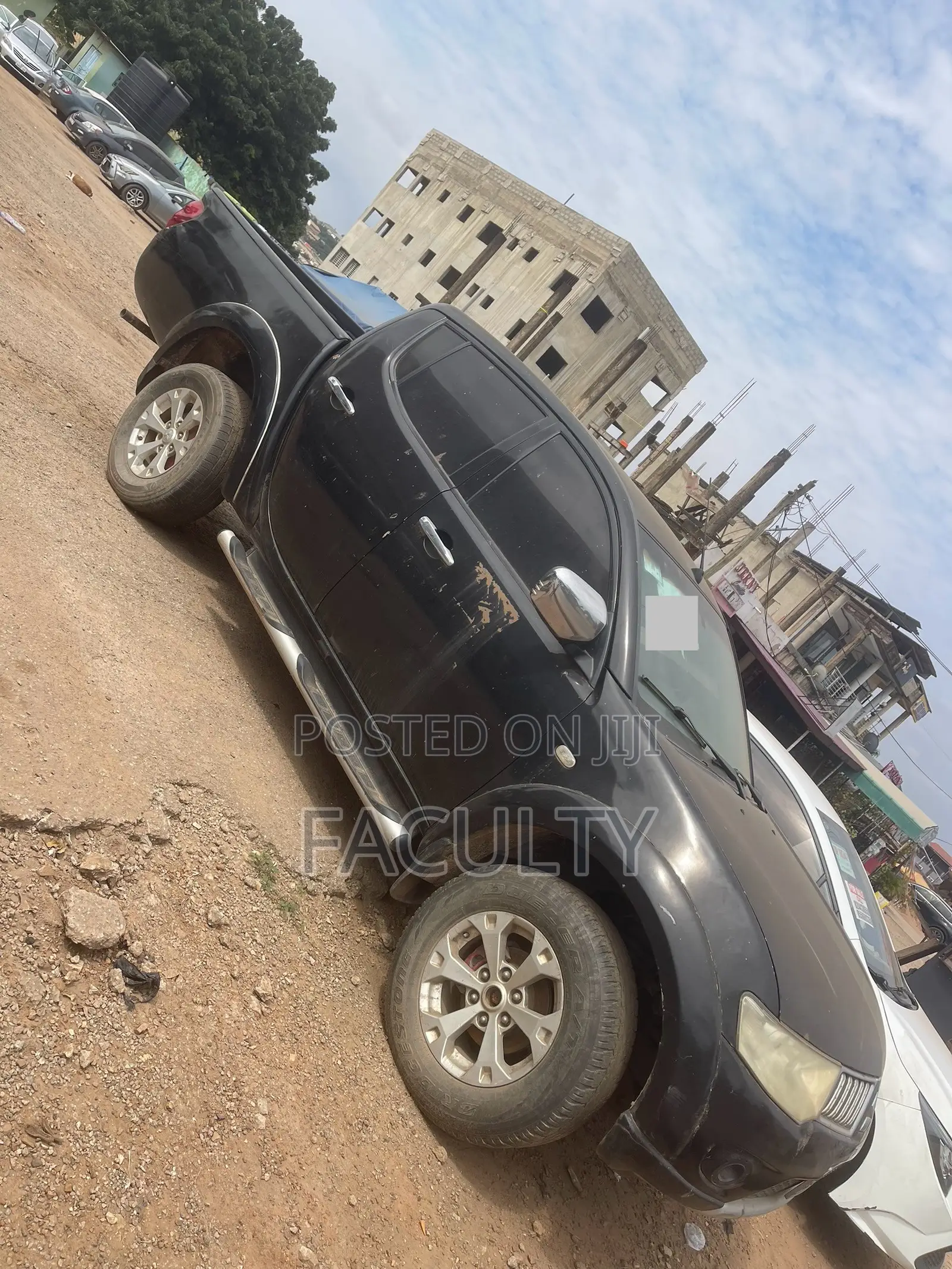 Mitsubishi L200 Club Cab 2.5 180hp 4WD 2013 Black