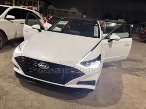 Hyundai Sonata Limited 2021 White