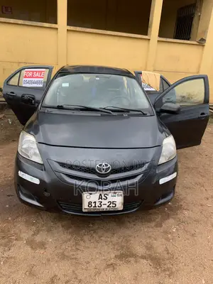 Toyota Belta 2012 Gray