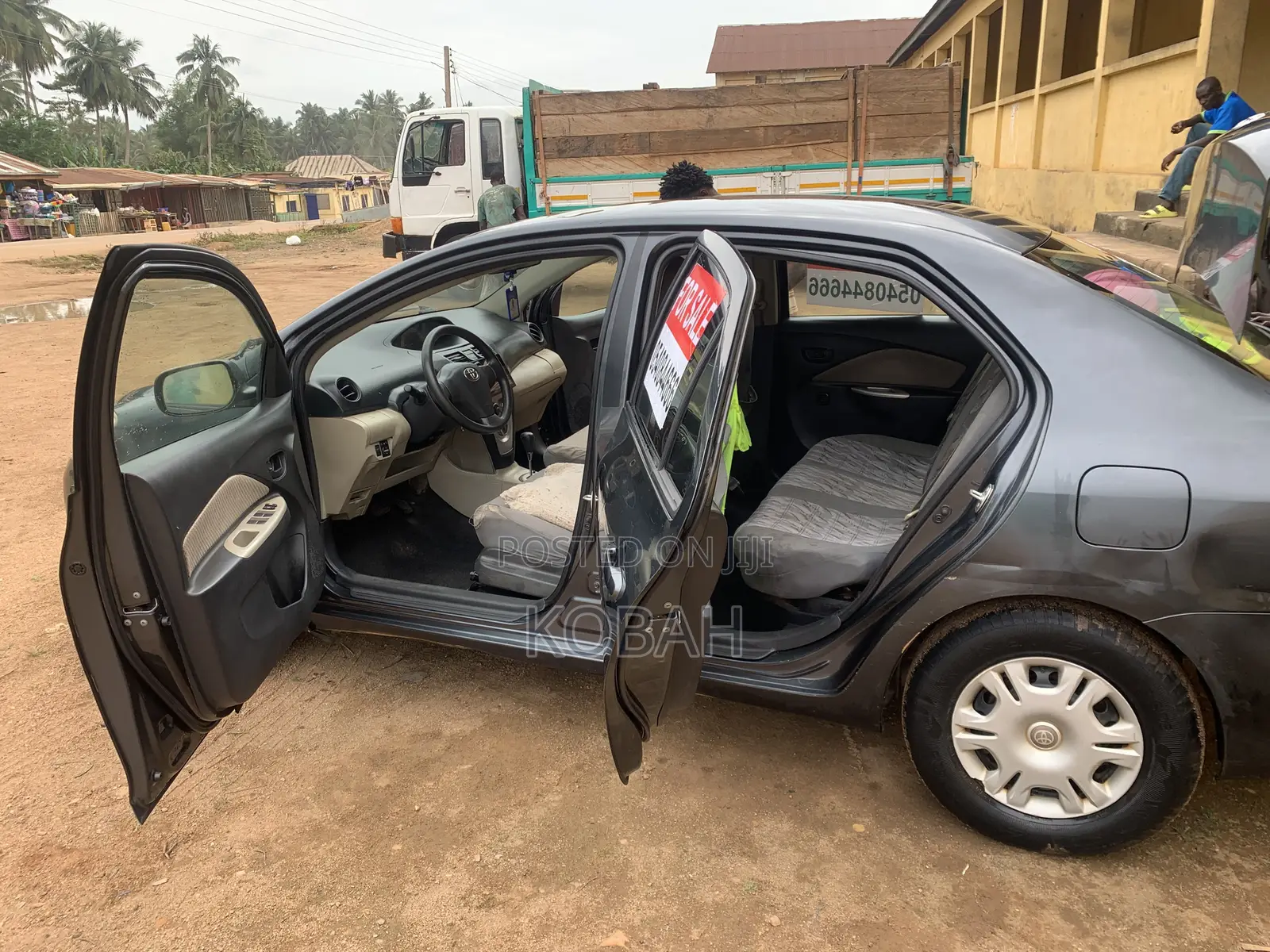 Toyota Belta 2012 Gray