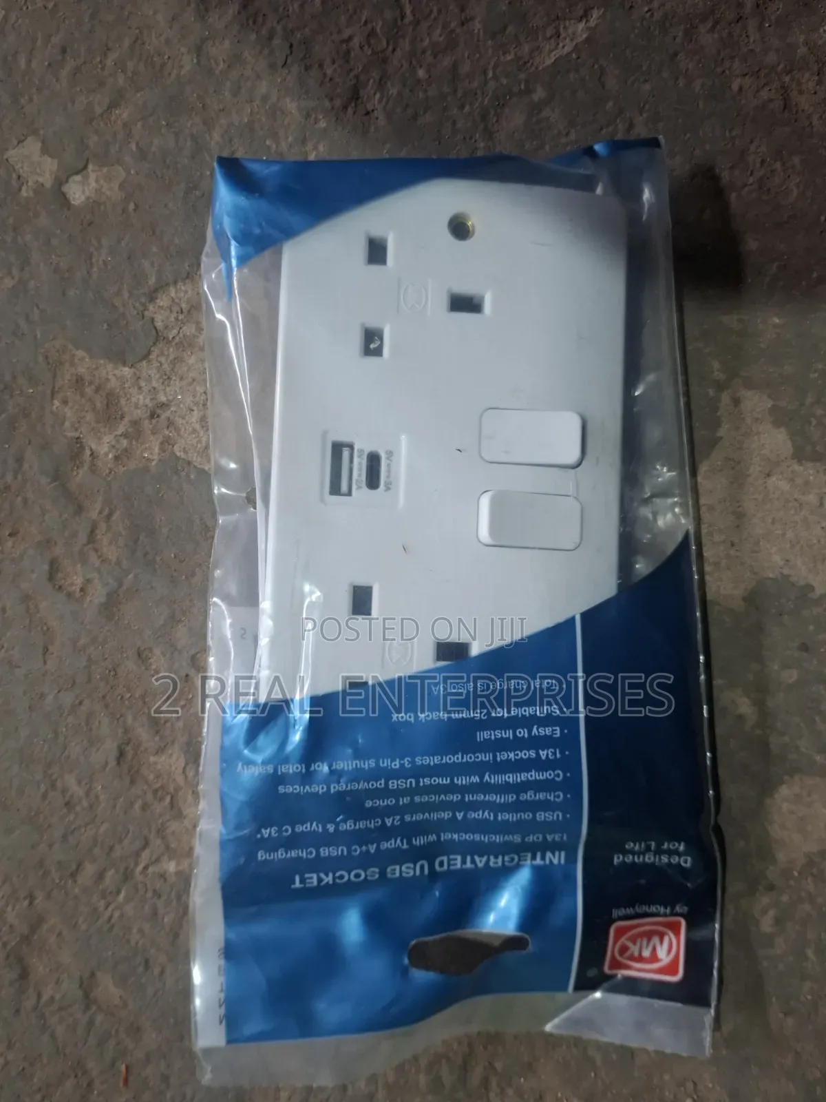 MK Electric Integrated USB Double Socket (Type a + C)