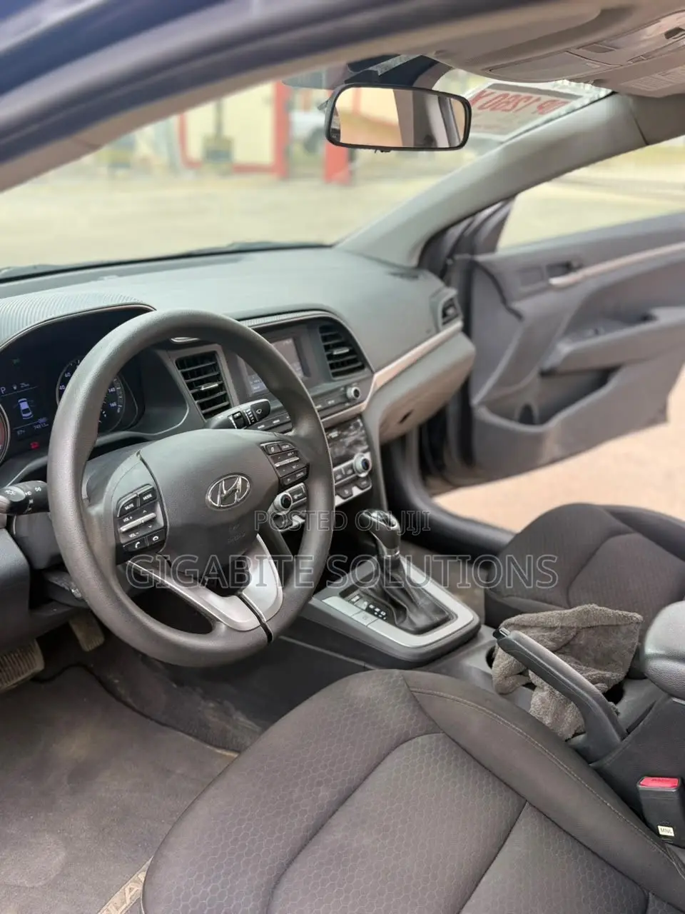 Hyundai Elantra SE 2020 Black
