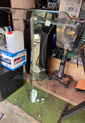 Very Strong Classic Glass Pulpit