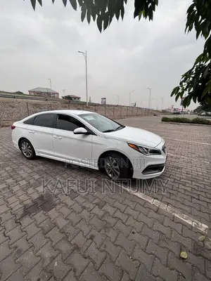 Hyundai Sonata Sport Sedan FWD (2.4L 4cyl 6A) 2017 White