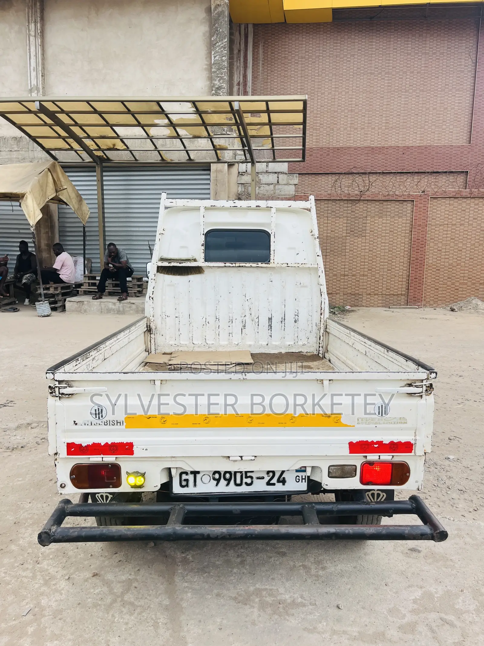 Mitsubishi Minicab