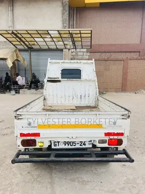 Mitsubishi Minicab