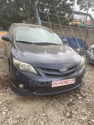 Toyota Corolla S Special Edition 4dr Sedan (1.8L 4cyl 4A) 2013 Blue