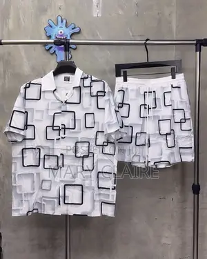 Trendy Men’s Women’s Clothing