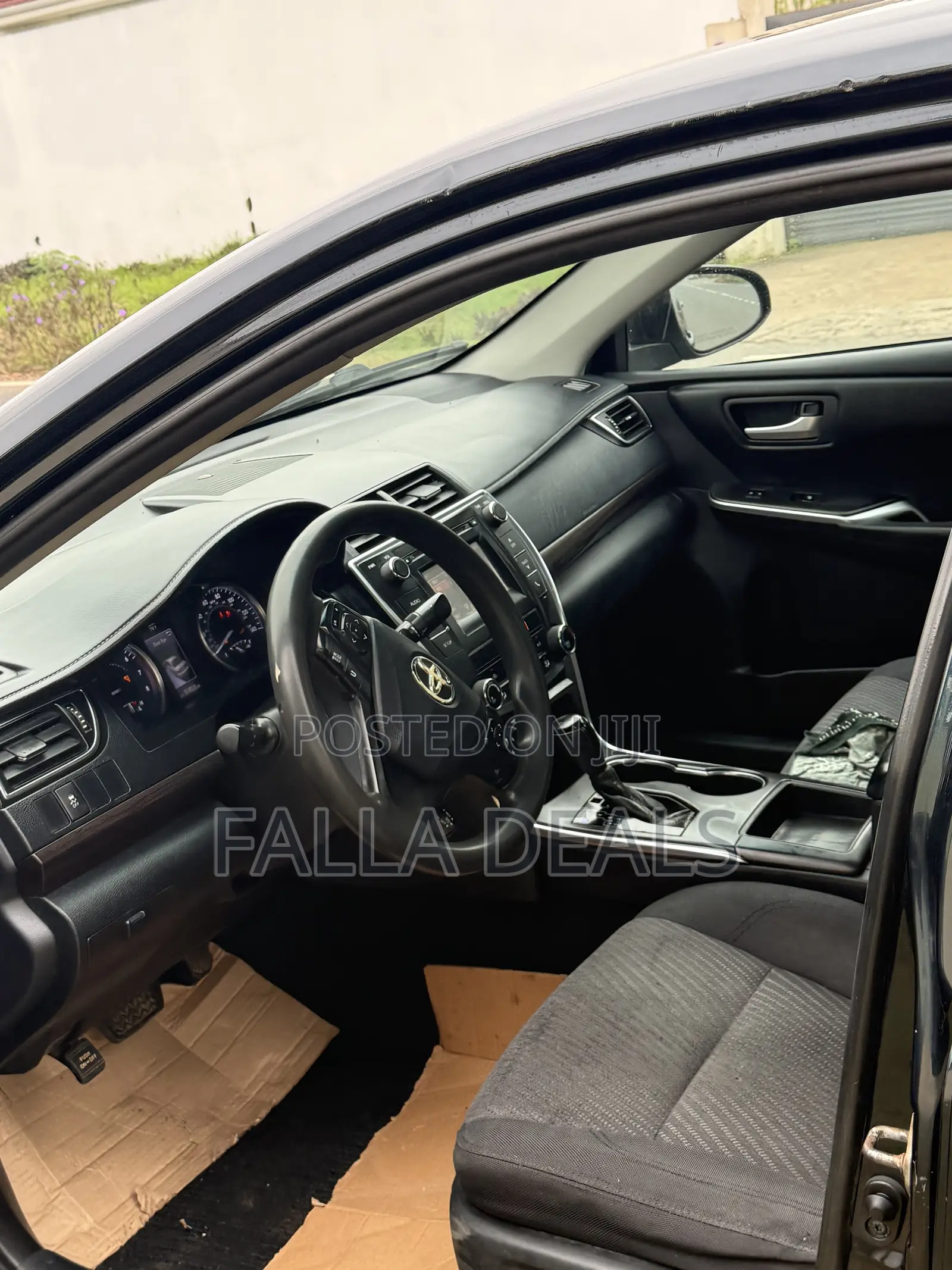 Toyota Camry 2016 Black