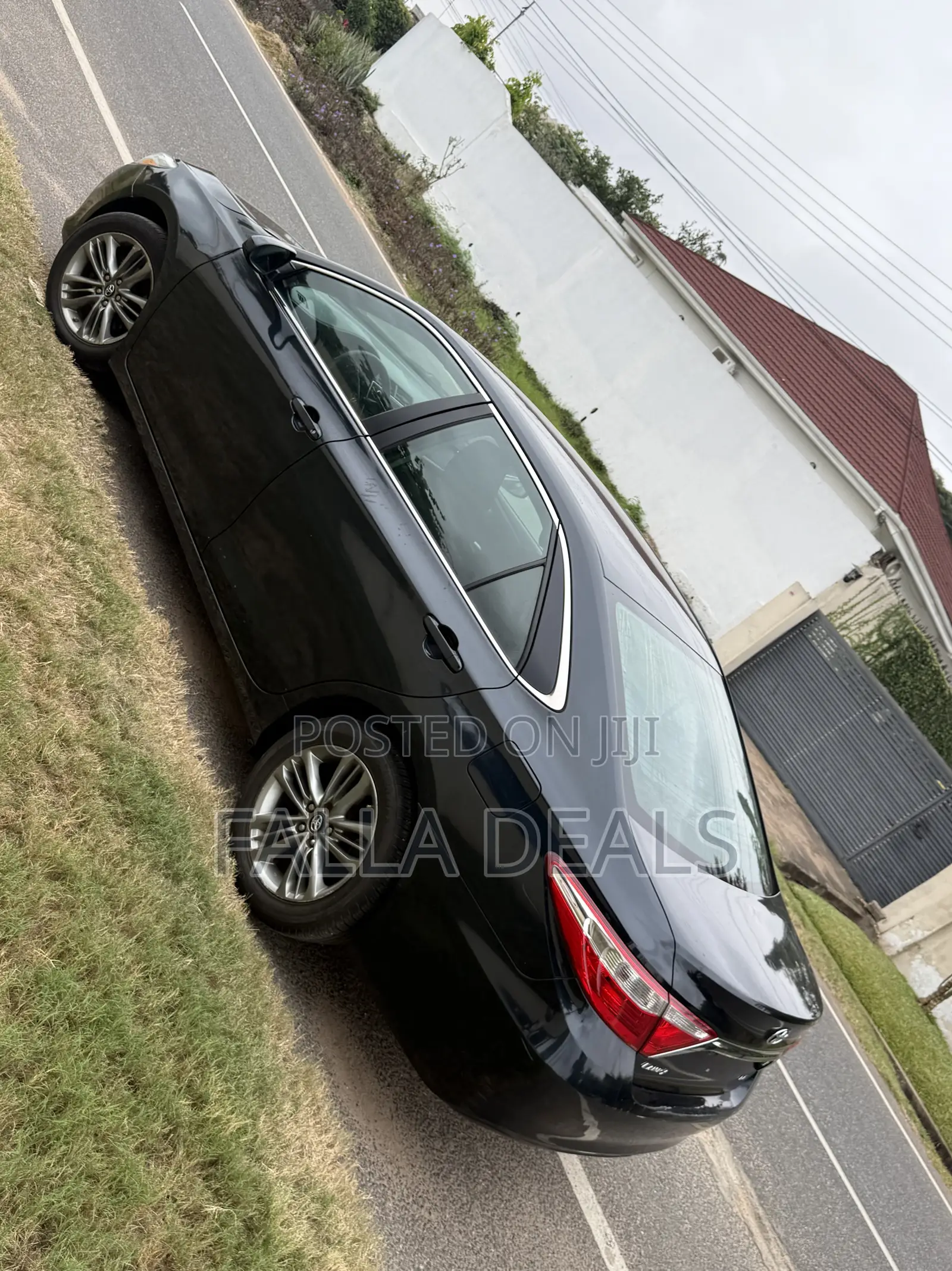 Toyota Camry 2016 Black