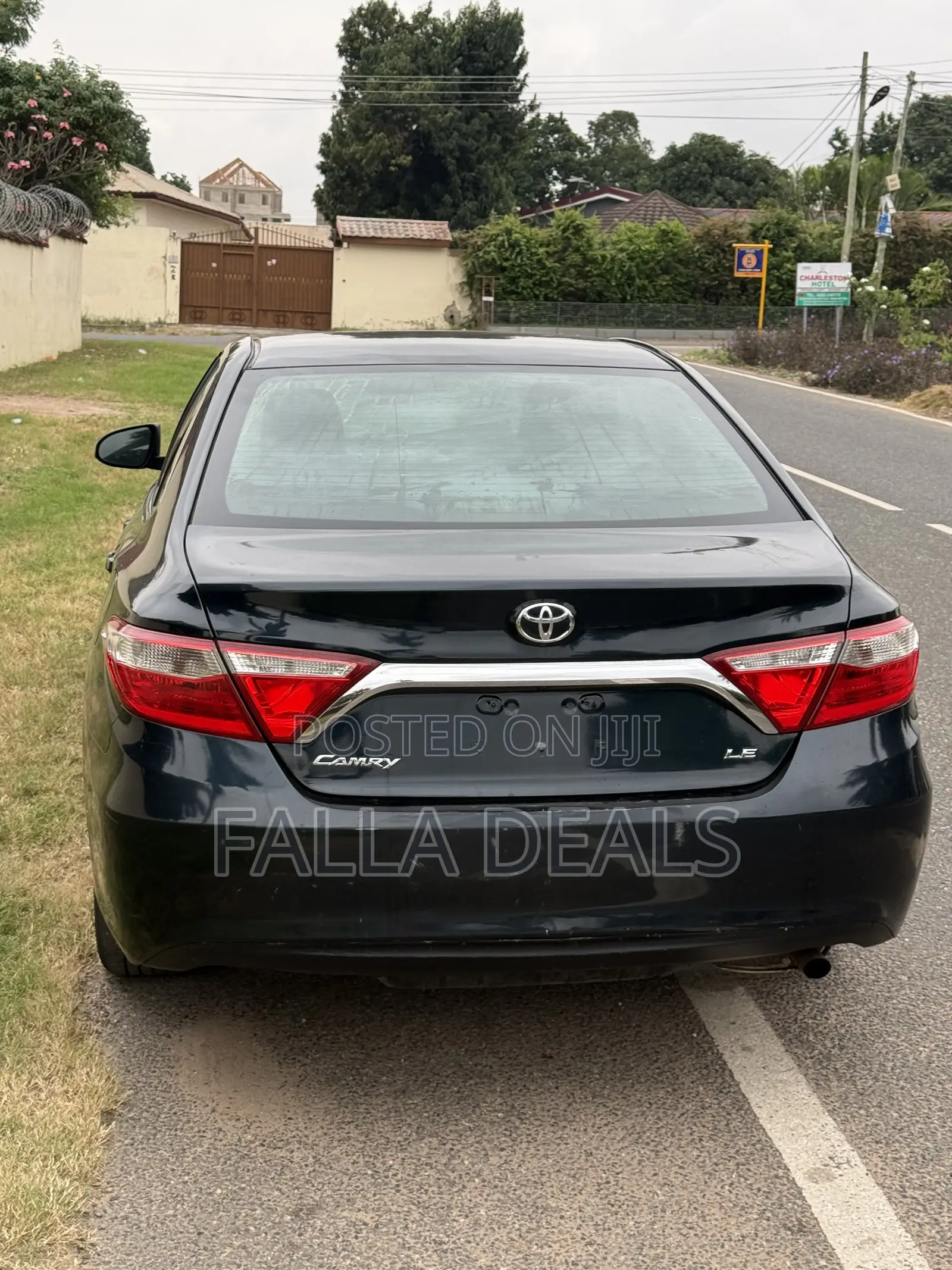 Toyota Camry 2016 Black