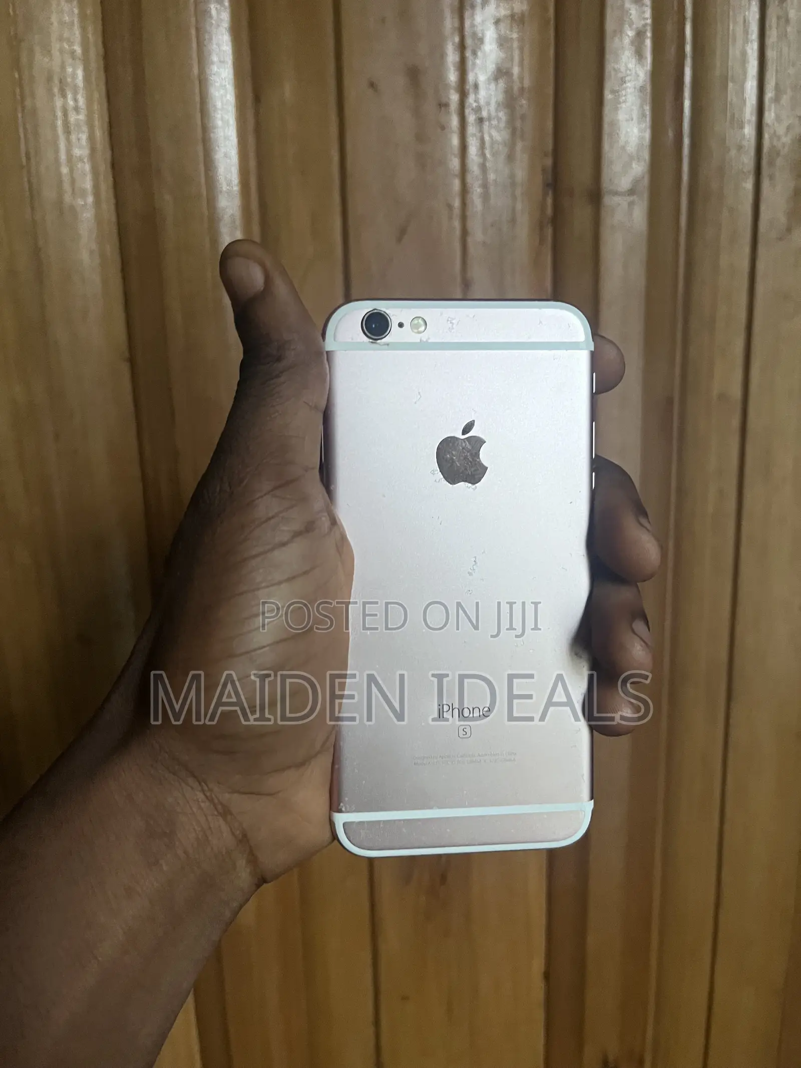 Apple iPhone 6s 32 GB Rose Gold