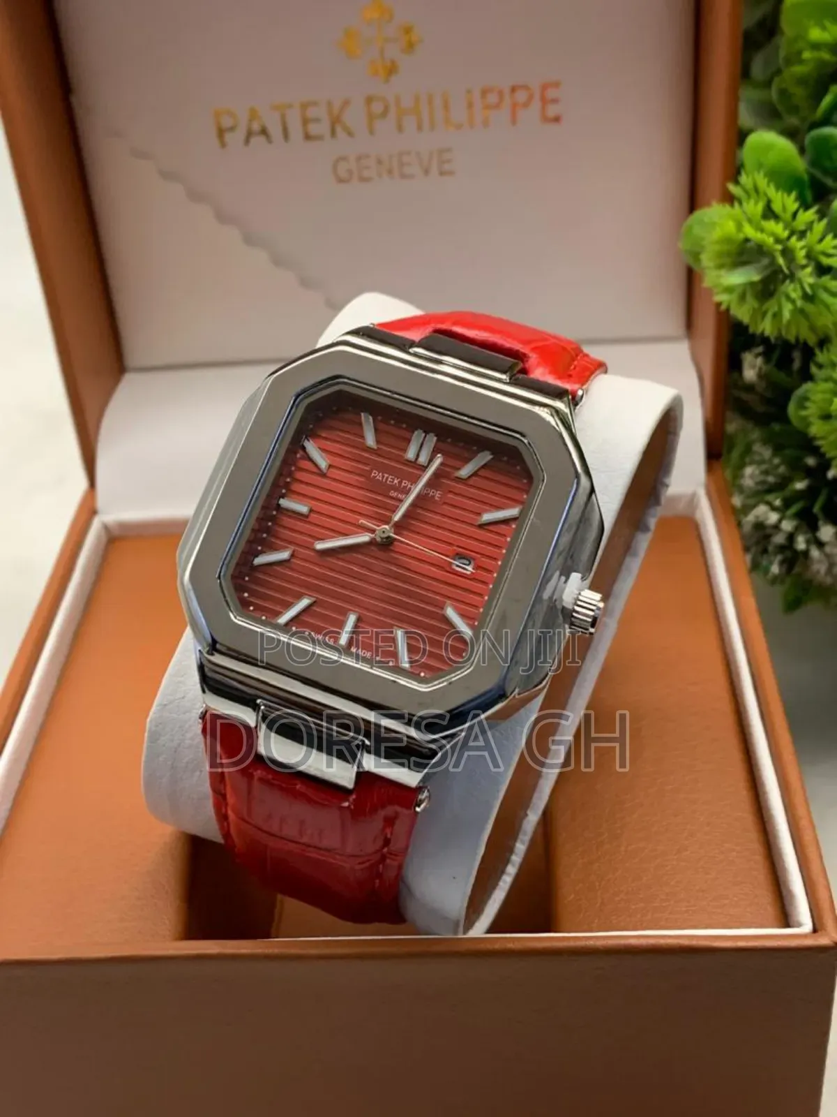 Patek Philippe Geneva Leather Watch for Men | Stylish Men’s Wristwatch
