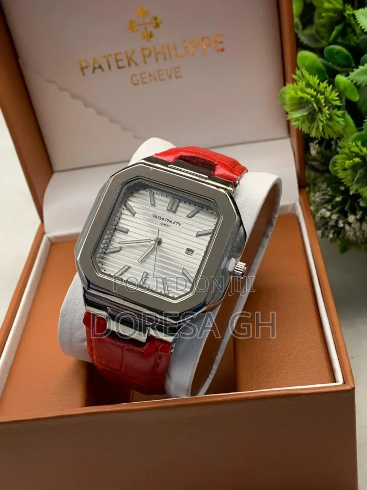 Patek Philippe Geneva Leather Watch for Men | Stylish Men’s Wristwatch